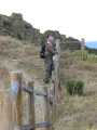 MM au repos appuy sur la barrire